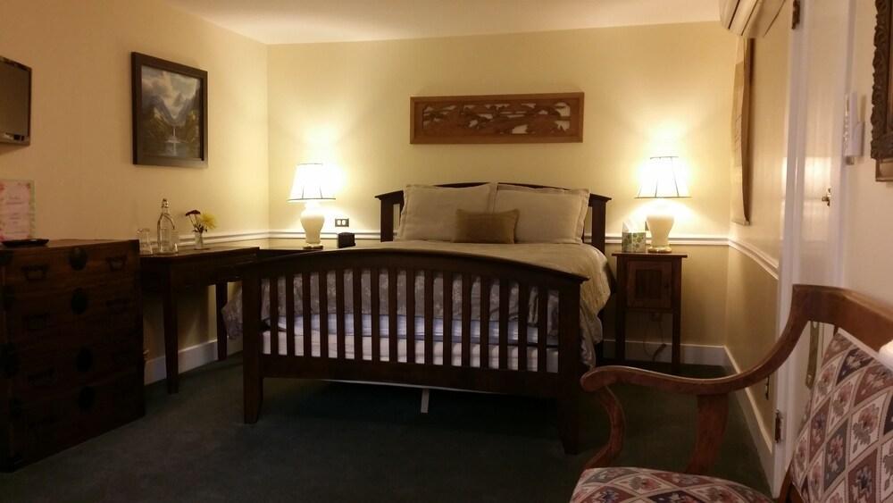 Briar Rose Bed & Breakfast โบลเดอร์ ภายนอก รูปภาพ