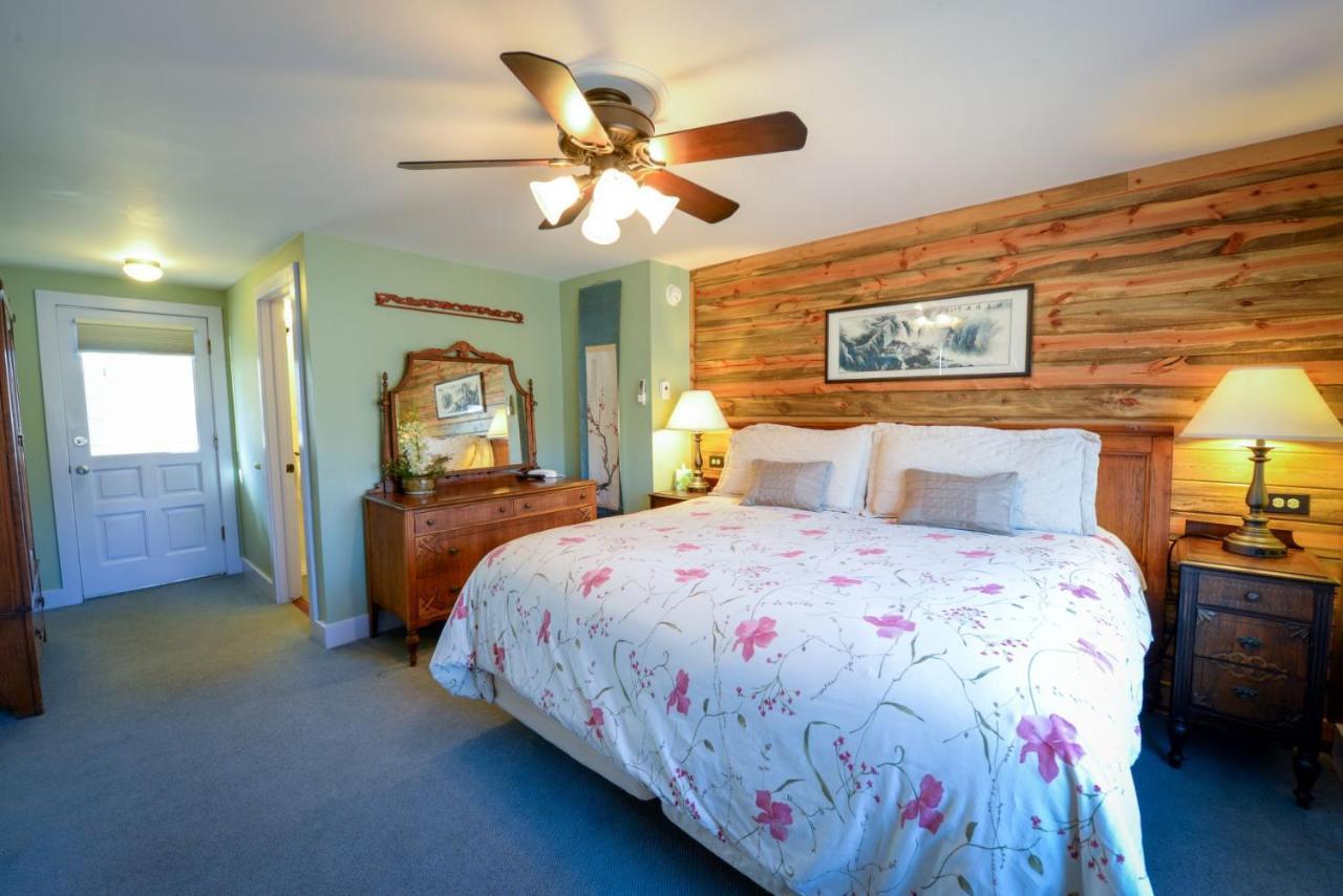 Briar Rose Bed & Breakfast โบลเดอร์ ภายนอก รูปภาพ