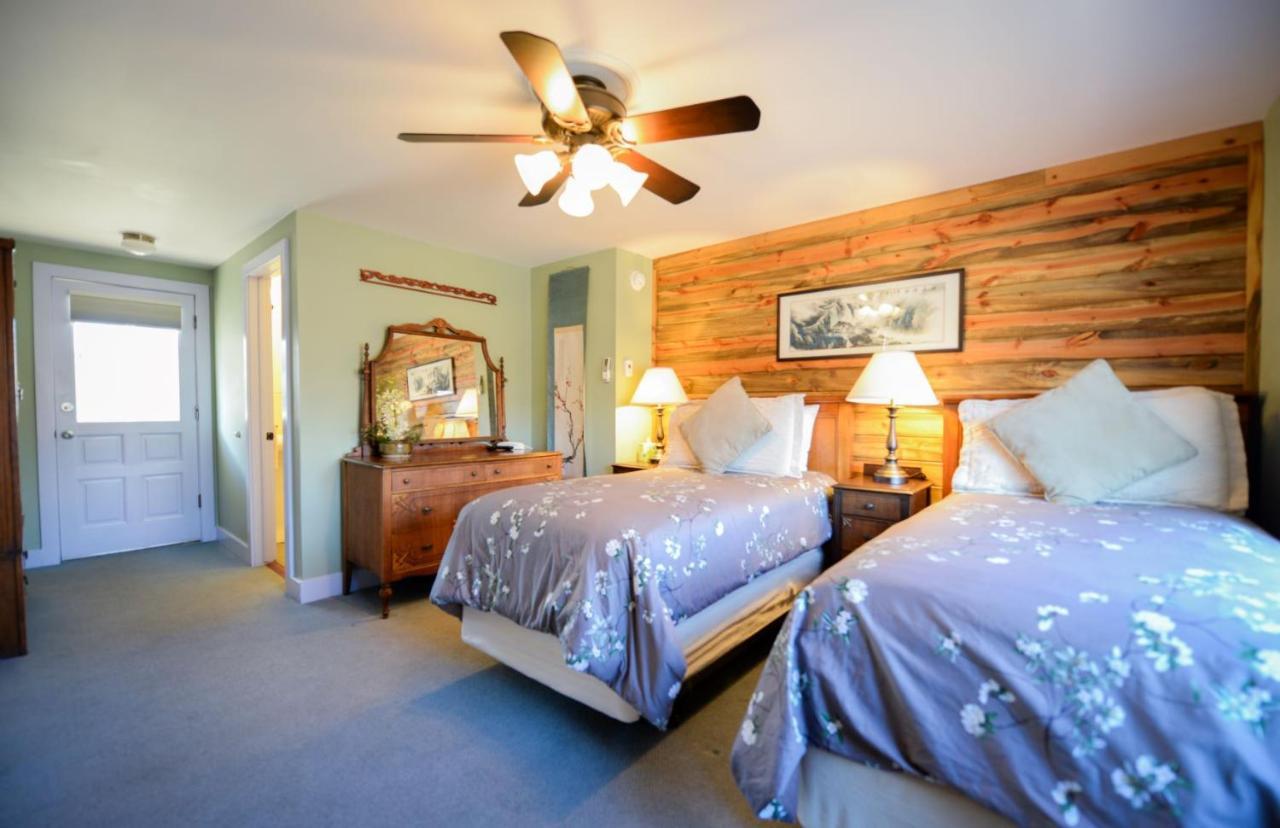 Briar Rose Bed & Breakfast โบลเดอร์ ภายนอก รูปภาพ