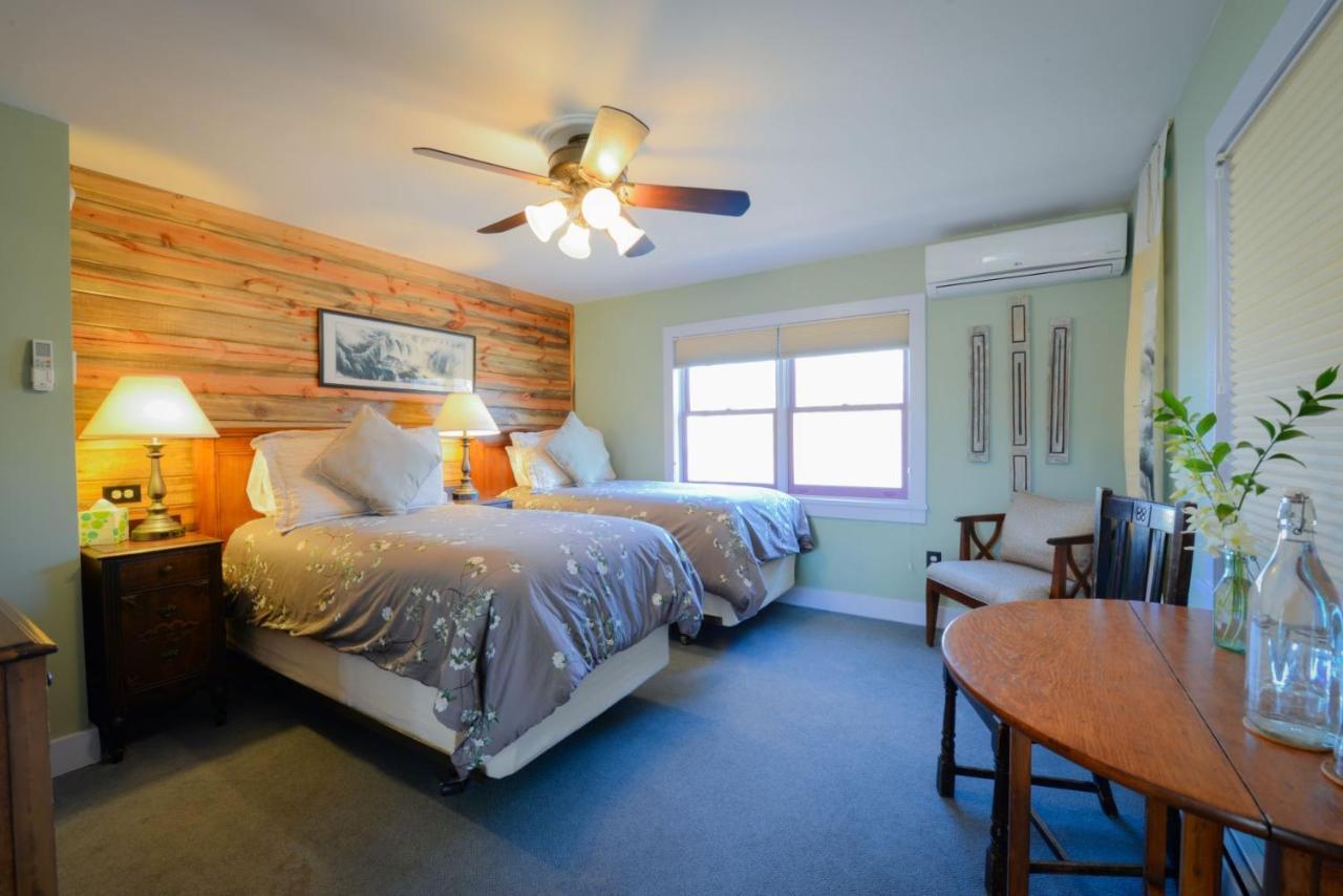 Briar Rose Bed & Breakfast โบลเดอร์ ภายนอก รูปภาพ